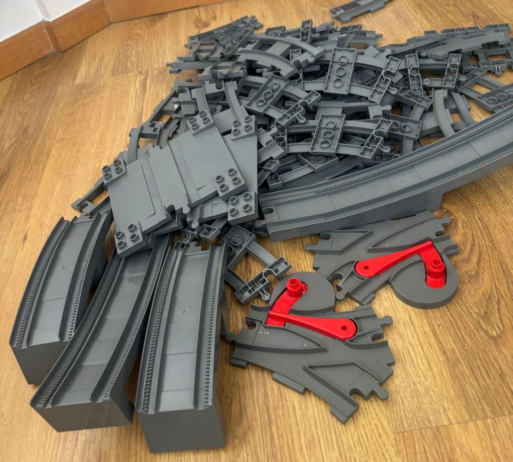 Kolejka elektryczna LEGO Duplo
