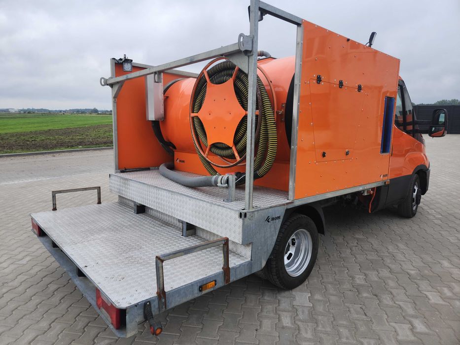 Samochód asenizacyjny Iveco