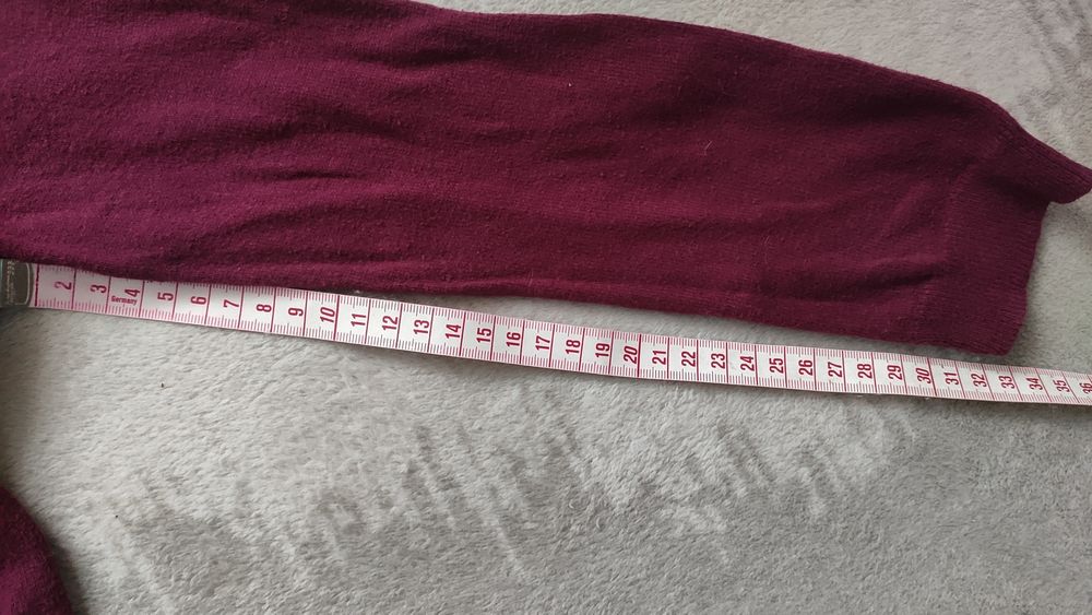 Sweterek dla dziewczynki rozmiar 110/116 H&M