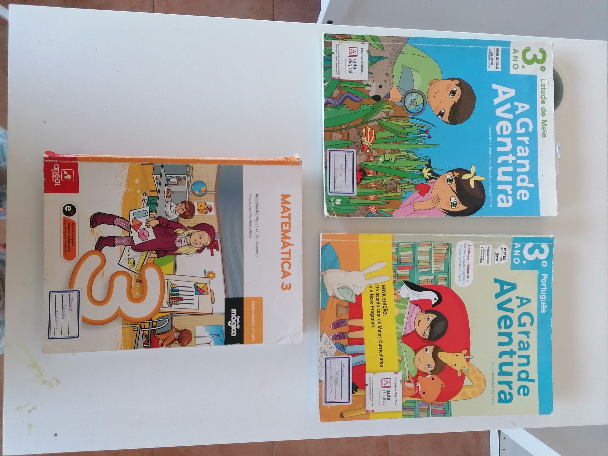Livros escolares
