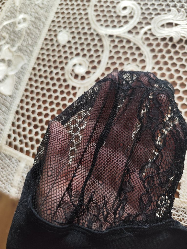 Body modelujące sylwetkę na regulowane ramiączka rozm 36C. Esmara