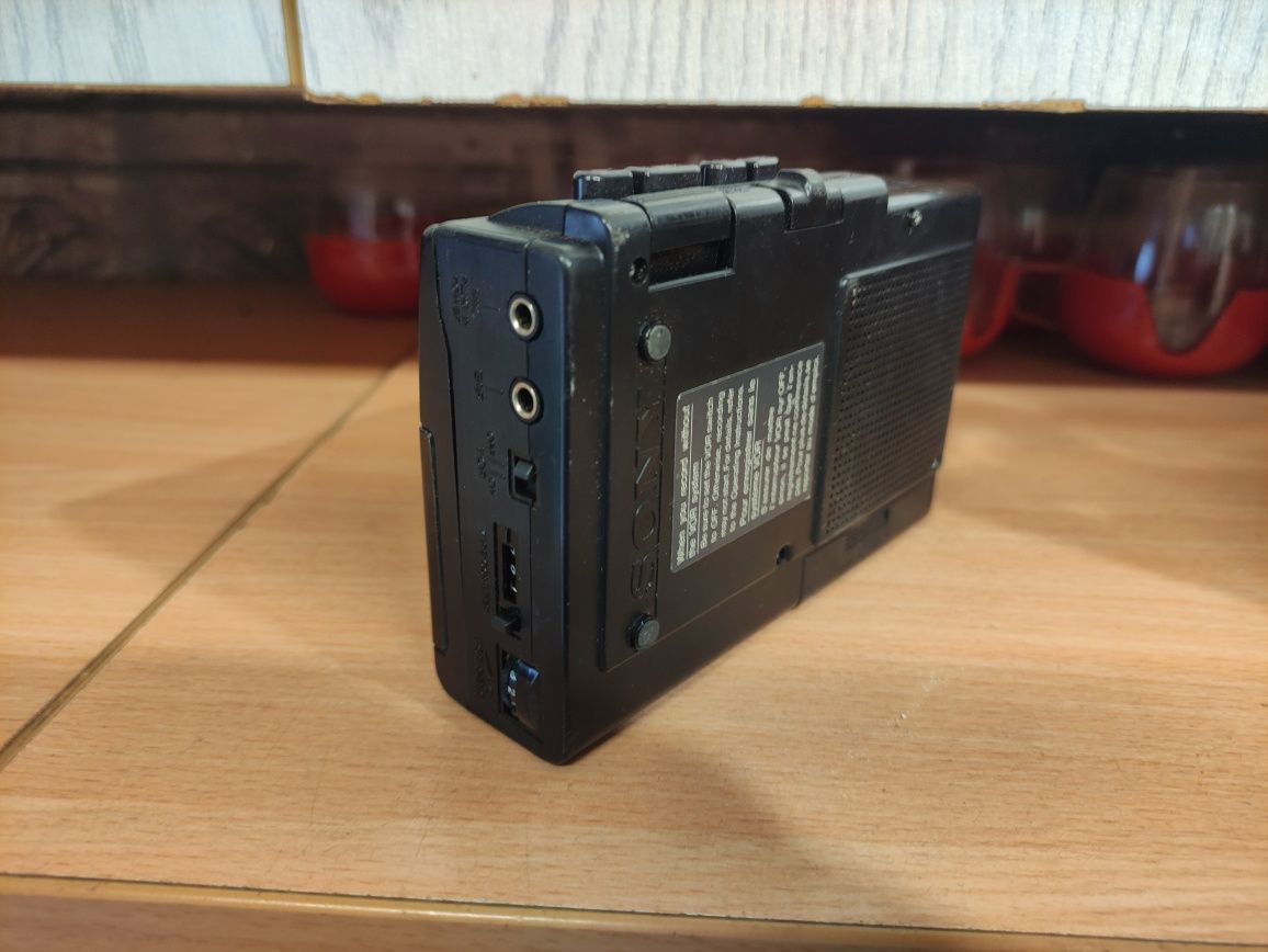 Walkman dyktafon Odtwarzacz kaset Sony TCM-38V Mikrofon Głośnik