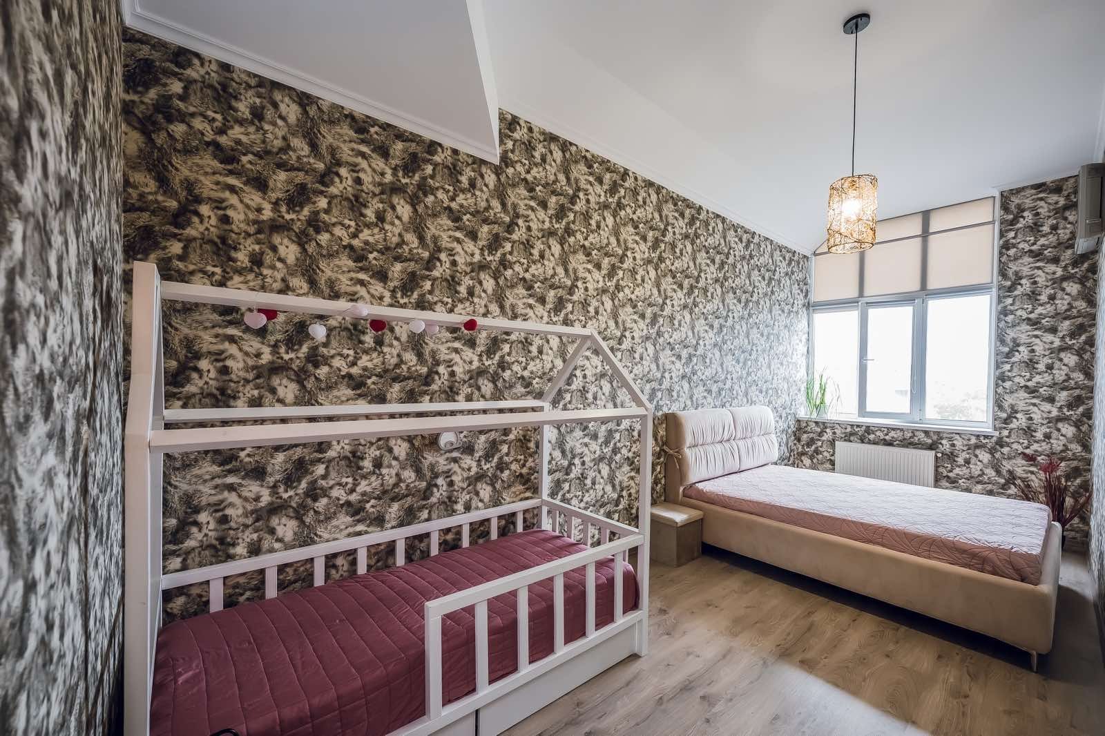 Продам 2к кв, 75м2,  с. Чубинське вул. Яблунева
