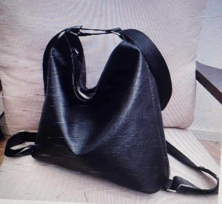 Сумка велика-містка. Нова  ( може бути як рюкзак)