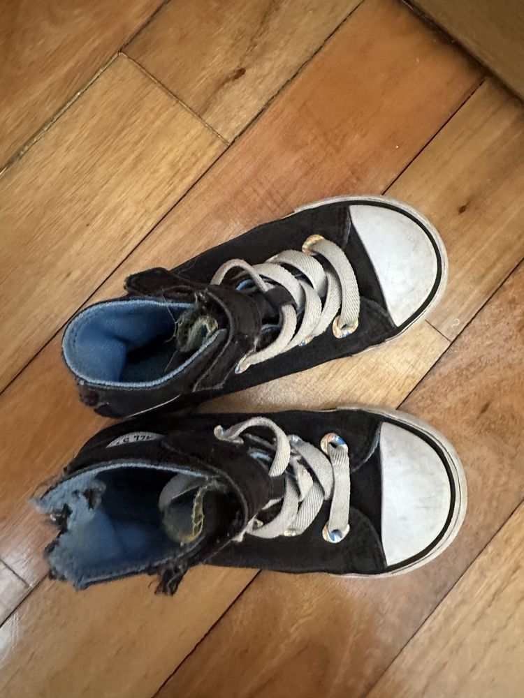 Converse menino pretas