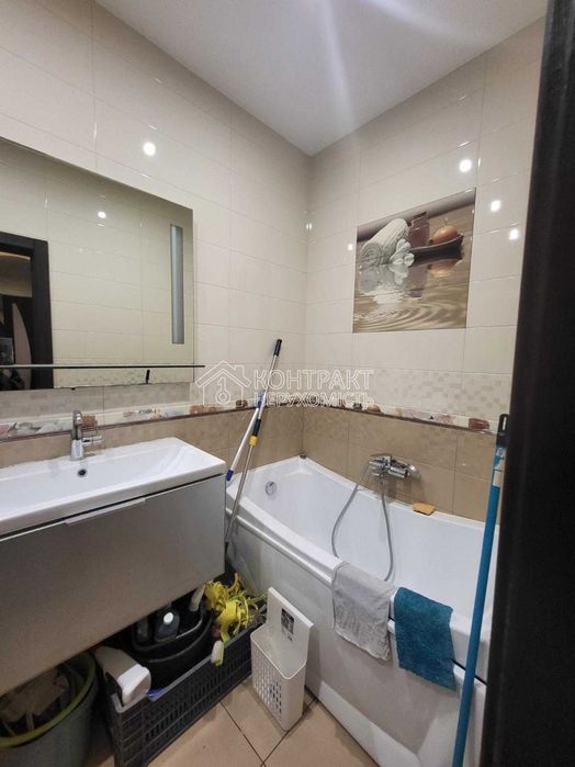 Продається велика 4К квартира у СТАЛІНЦІ парк Артема