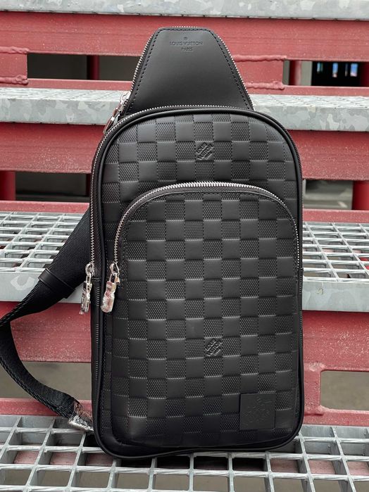 Мужская кожанная сумка СЛИНГ Sac Avenue Sling bag Louis Vuitton