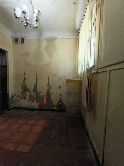 Фасад 90=45+45 м2 торгівлю сервіс 4 вхідні групи Глушка Шевченківський