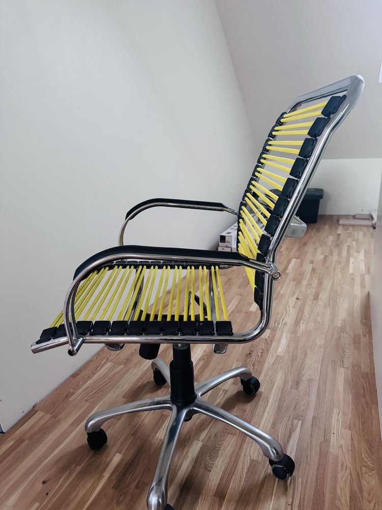 Krzesło gamingowe kręcone obrotowe biurowe vox żółte ikea grania
