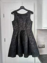 Sukienka rozkloszowana czarna rozmiar 38 40 (M L)