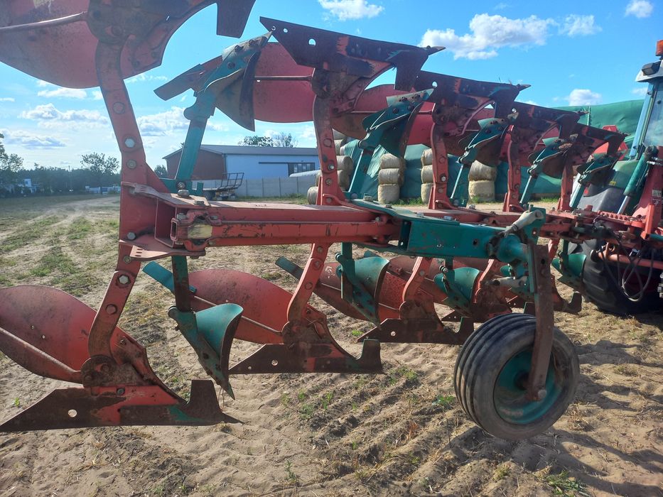 Kverneland LS 100 pług obrotowy