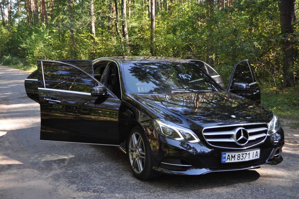 Mercedes-Benz E-Class W212 E220