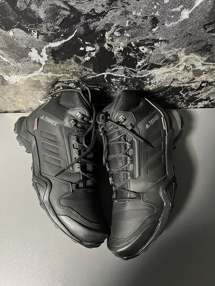 Черевики чоловічі Adidas Terrex AX3 Primaloft 43р