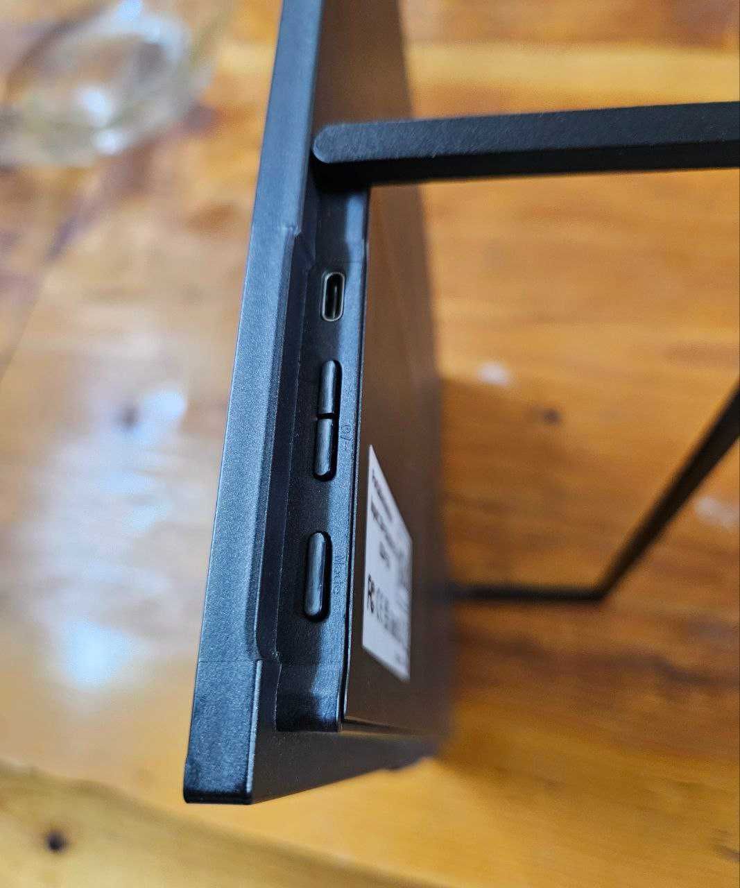 Monitor Portátil 15" 4K Usado em Ótimo Estado