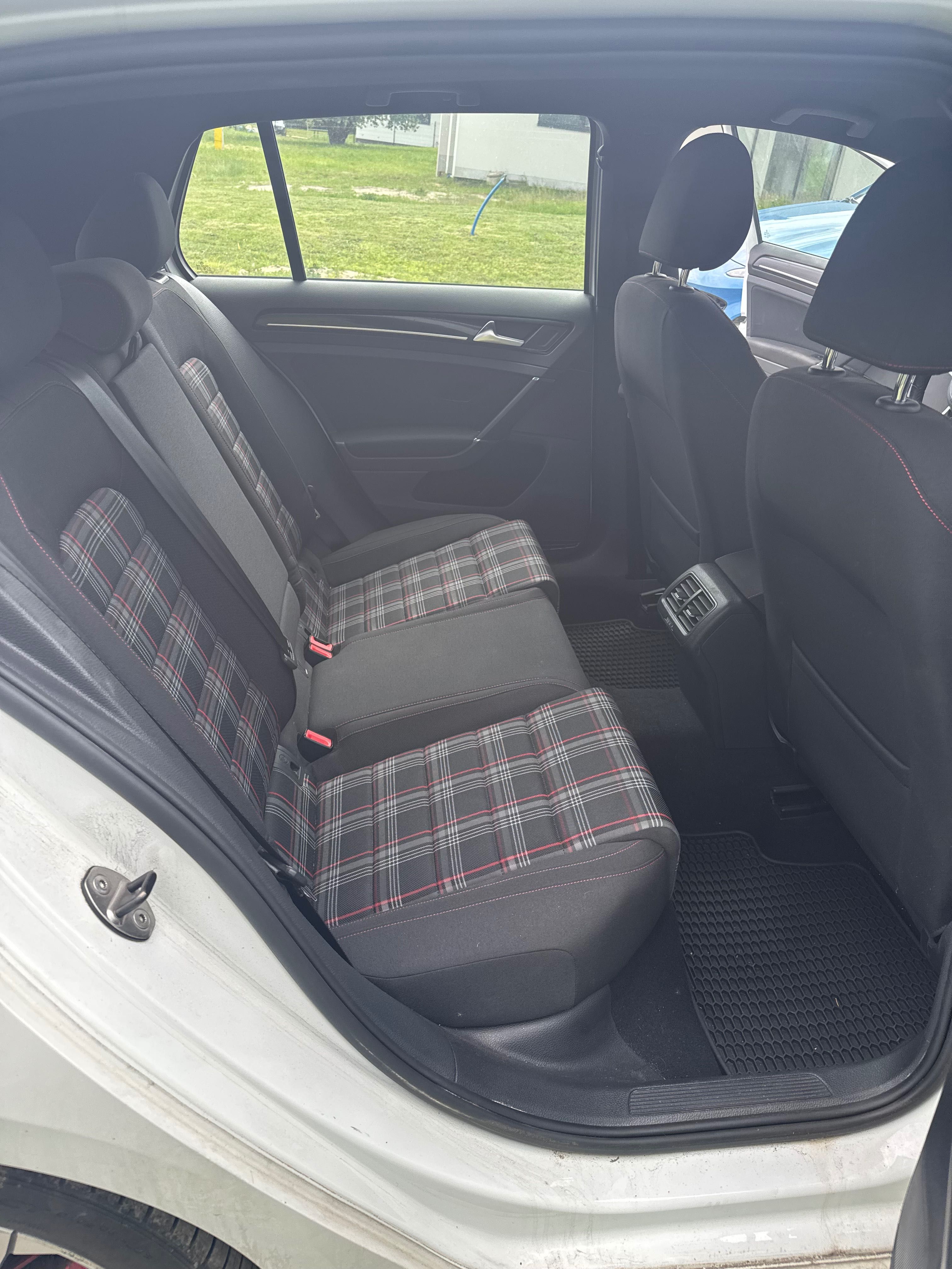 Volkswagen Golf GTI DSG Stage 1 - APR