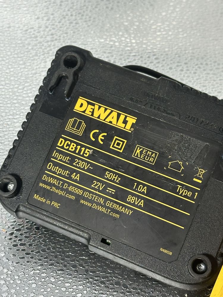 Зарядка та батарея акумулятор dewalt 5 a