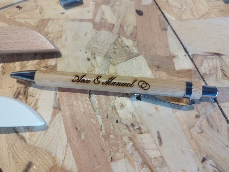 Canetas personalizadas, brindes, ofertas