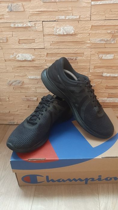 Красовки Nike revolution 44.5р. 28.5см