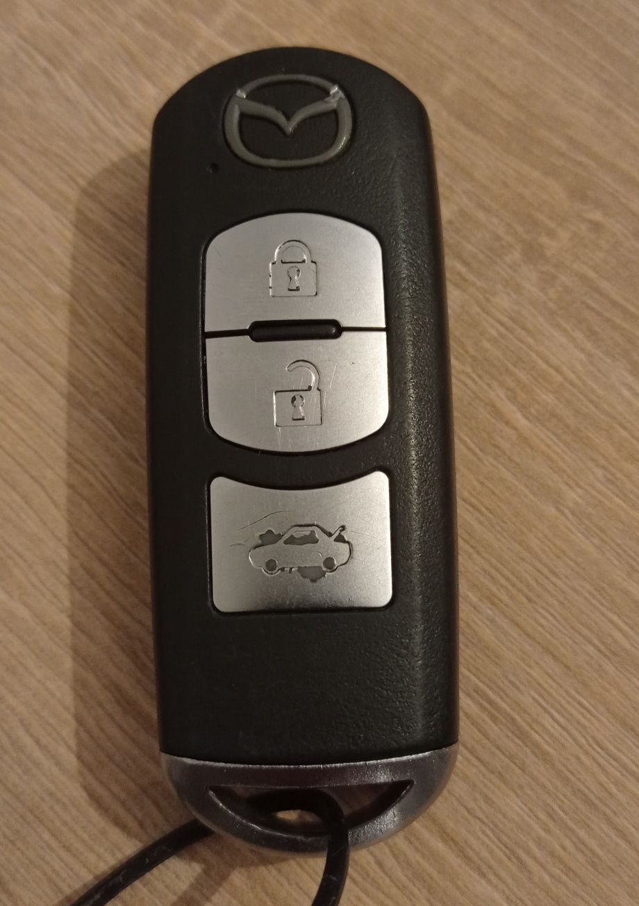 Etui na kluczyk Mazda