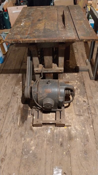 Krajzega trajzega piła silnik 4kw Skoda