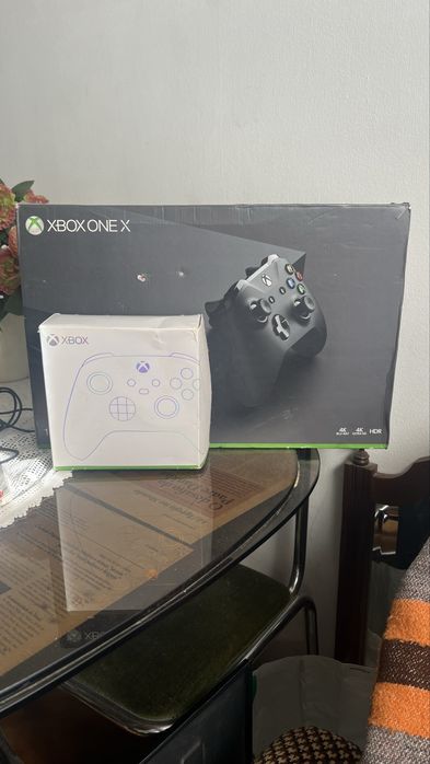 Vendo Xbox One X 1Tb