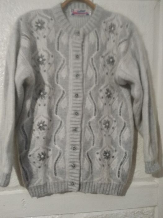 Кофта женская мохеровая (шерстяная).