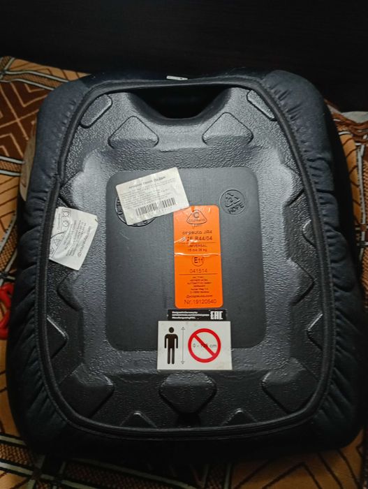 Дитячий автомобільний бустер бу !