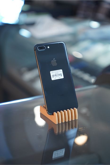 iPhone 8 Plus 256GB Space Gray Neverloc