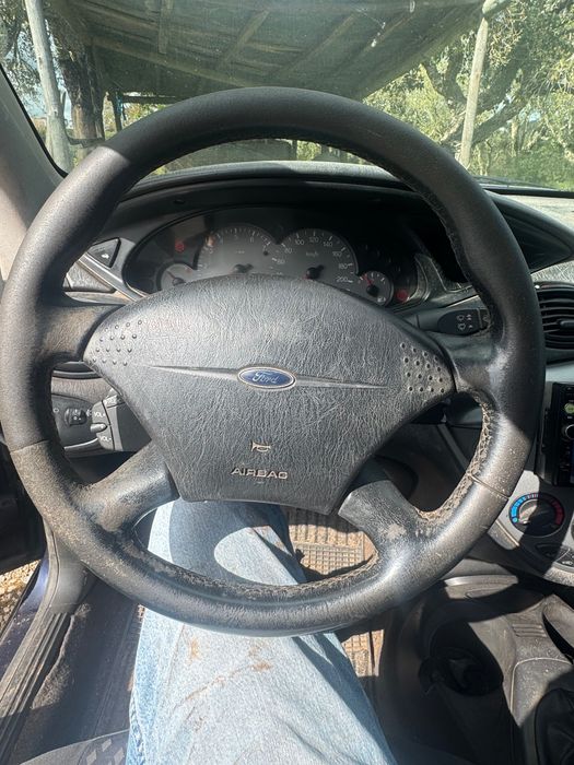 Ford focus bom estado