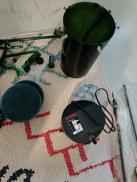 Aquário com bomba