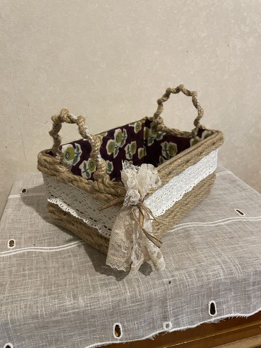 Продаю   своіі роботи ялинок і кошиків