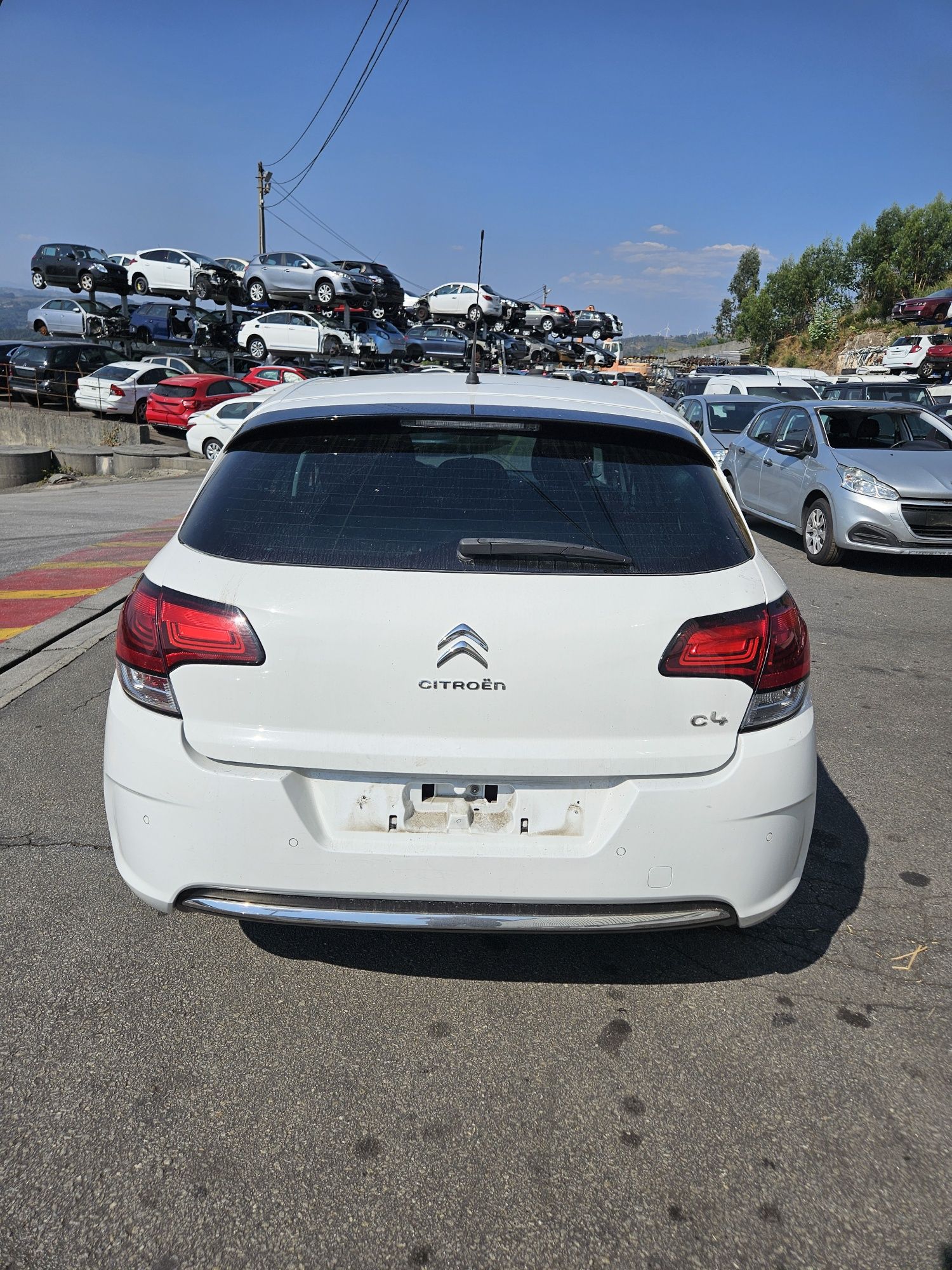 Citroën C4 II 1.2 THP de 2017 para peças