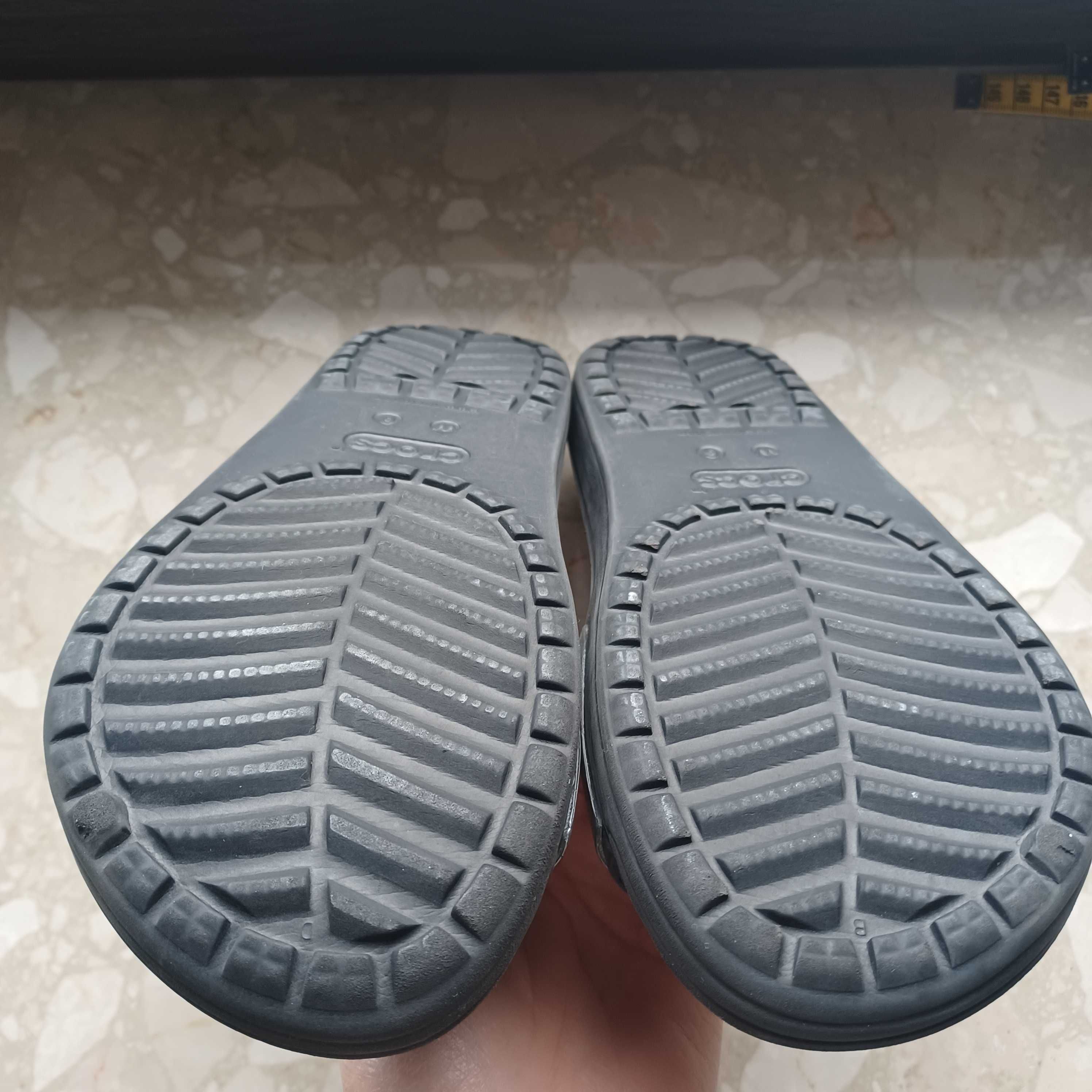 Klapki crocs W6 czarne