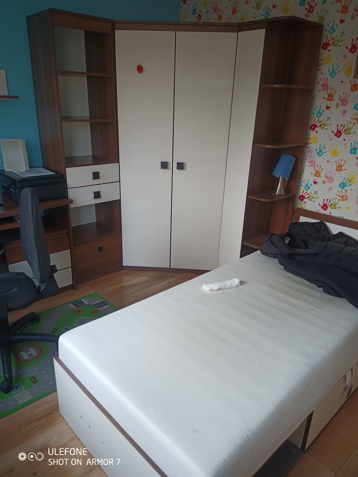 Meble pokojowe młodzieżowe