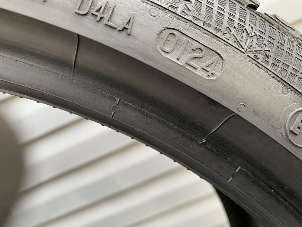 Пара зимових шин Continental 245/35 R21 WinterContact TS 860 S