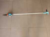 Tesoura para aparar cantos de relva GARDENA.