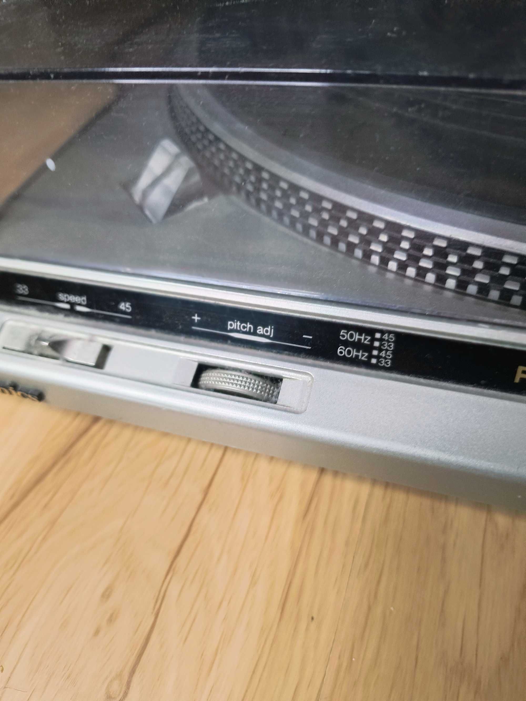 Gramofon Technics SLBD22 Polautomat