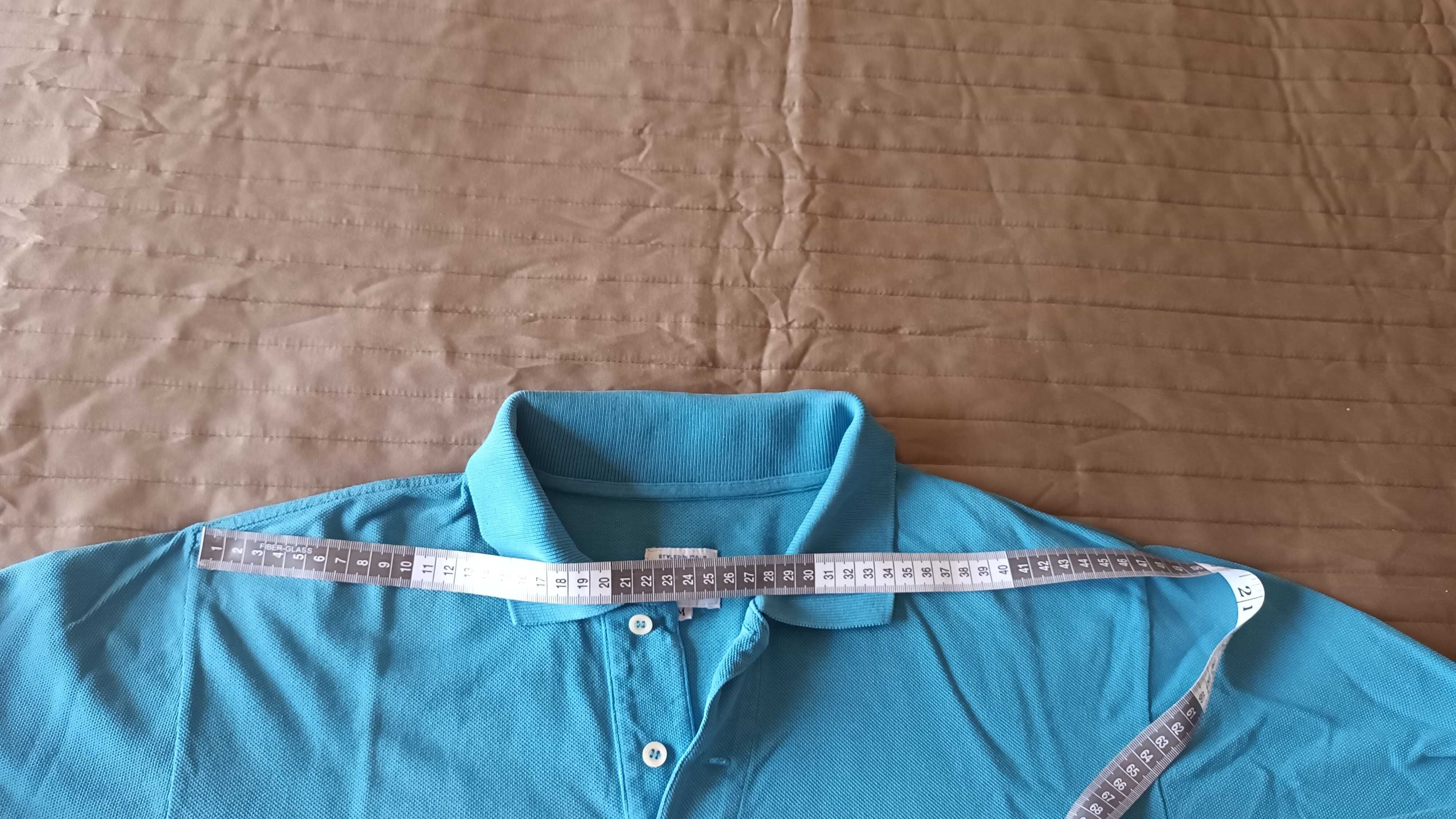 Polo azul da Benetton