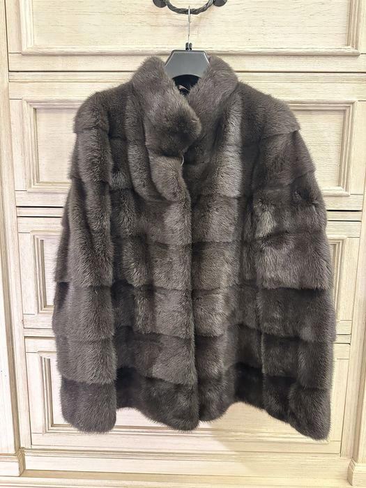 Продам норковую шубу