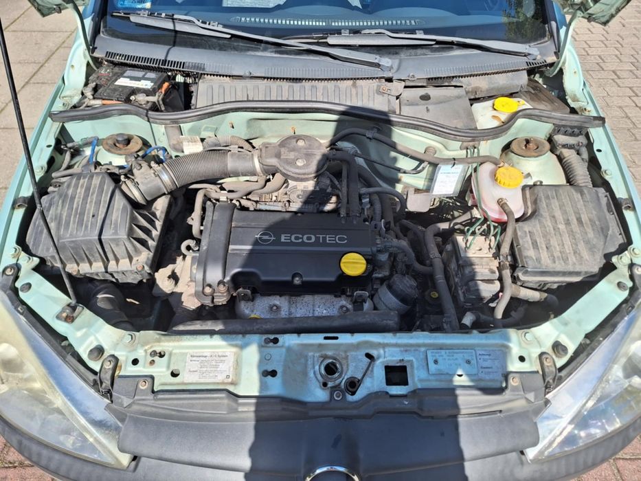 Opel Corsa C 1.2 2002r.