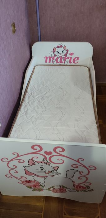 Продам кровать для дівчаток