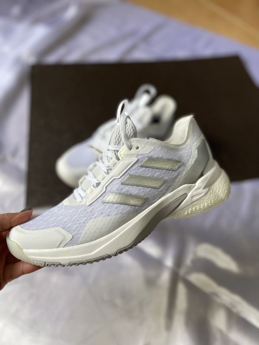 Кросівки adidas Crazyflight 5 Mid. Оригінал ( 38, 42 розміри).