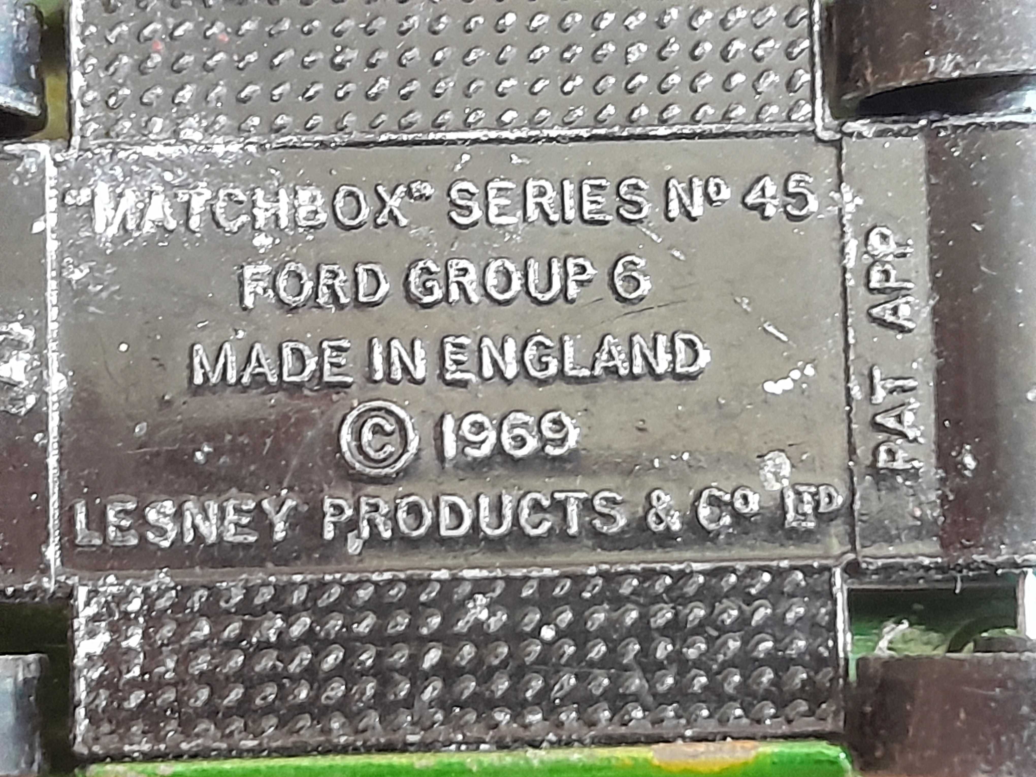 Stary Matchbox series No45 Ford Group 6 1969 resorak autko