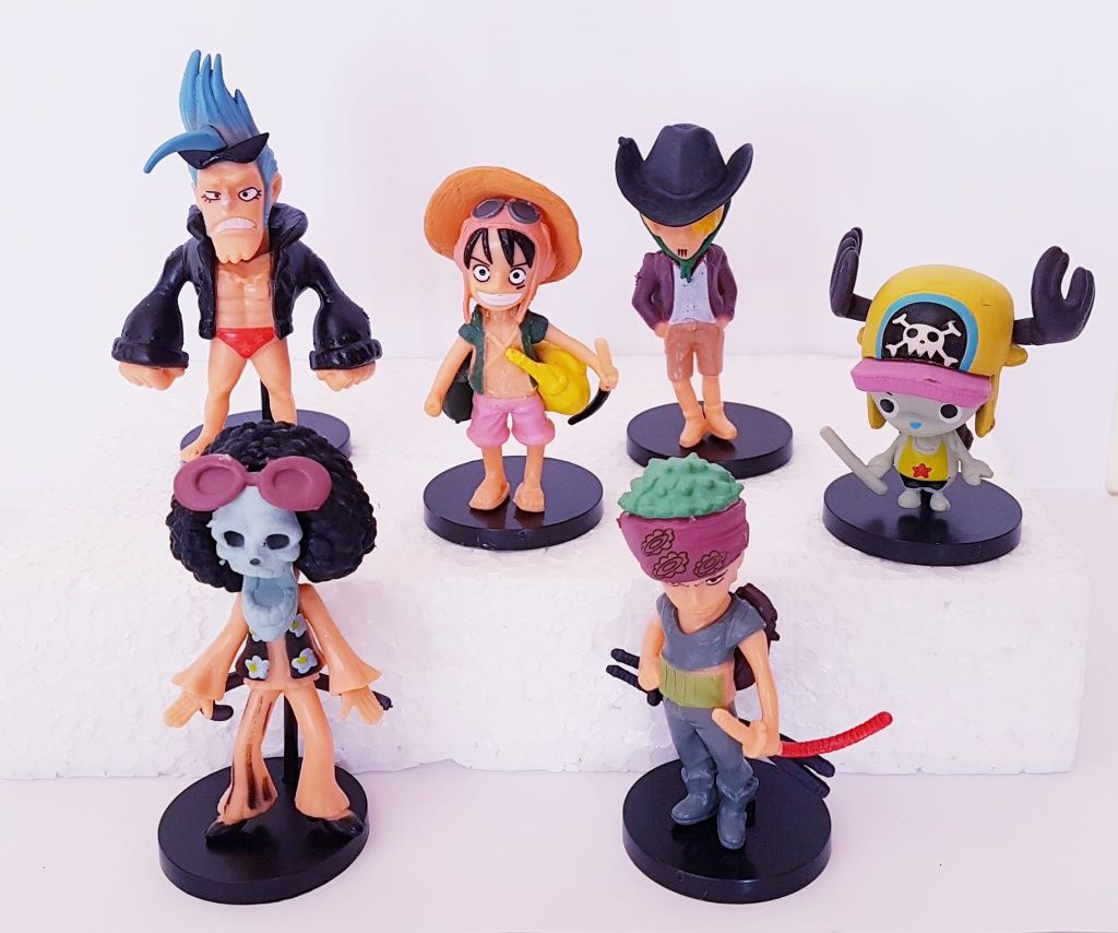6 Pcs / One Piece (Portes Incluídos)
