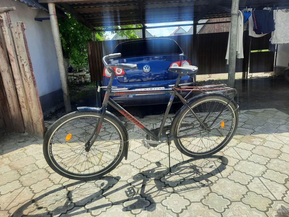 Велосипеди і скутер