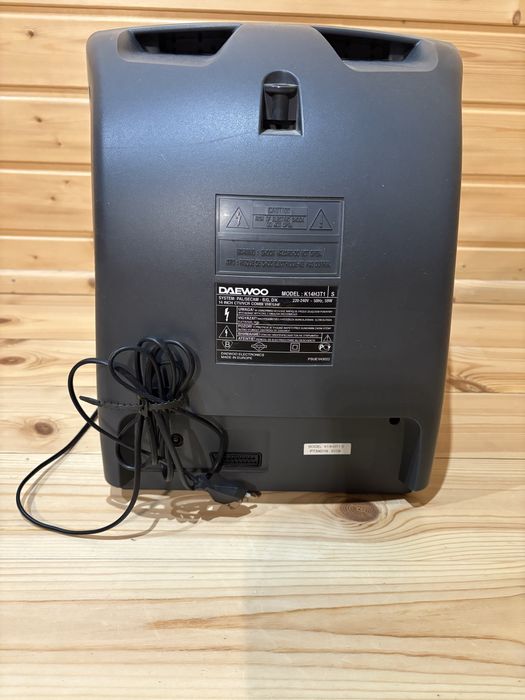 Telewizor z VHS 14” Daewoo model: K14H3T1