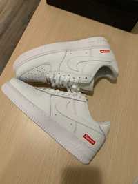 Supreme x Nike Air Force 1 White Low EU 42