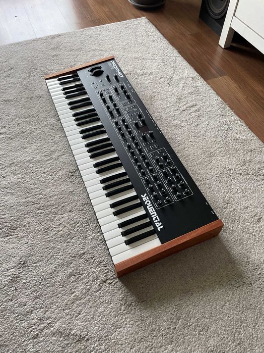 Sequential PROPHET REV2 - jak nowy