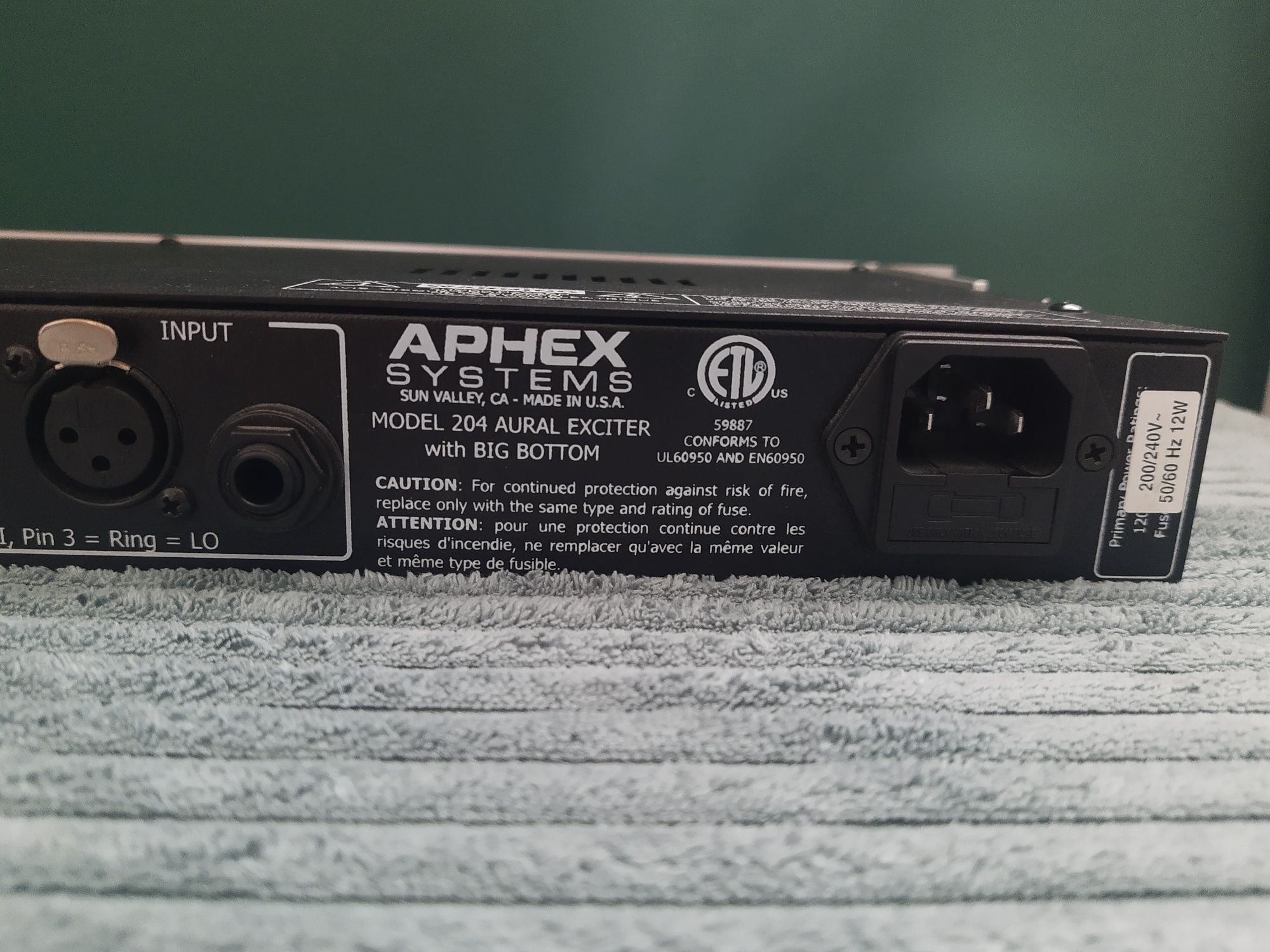 Procesor rack APHEX 204 Aural Exciter & Optical Big Bottom.