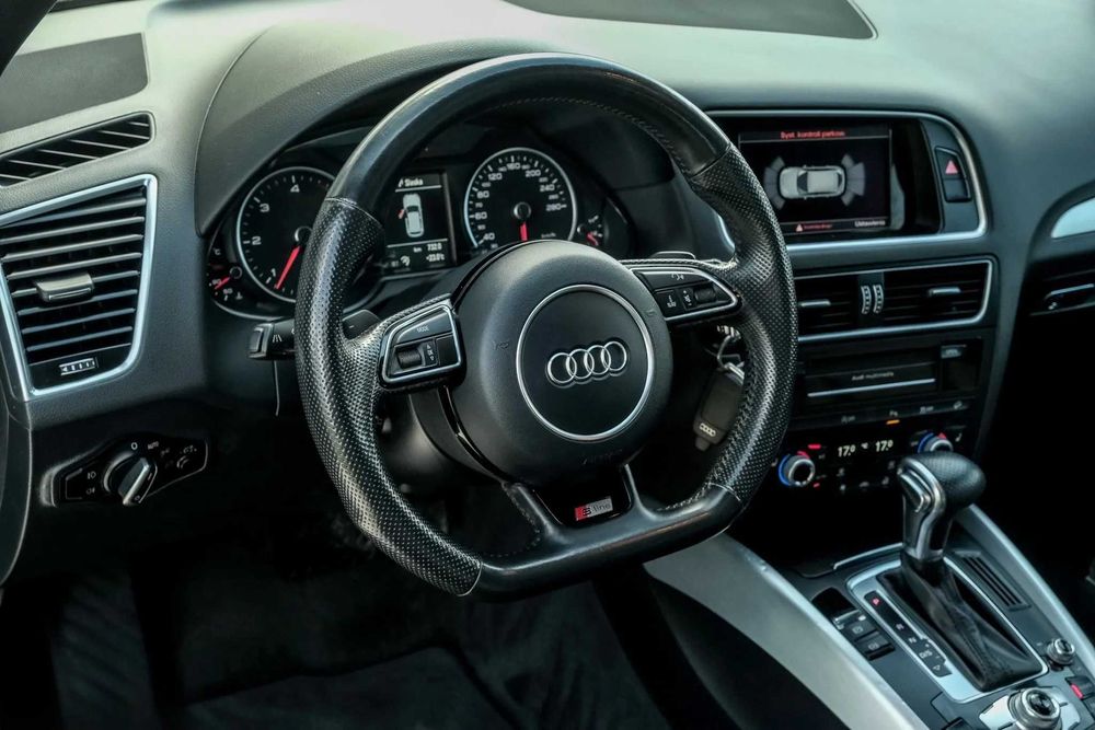 Audi Q5      2016